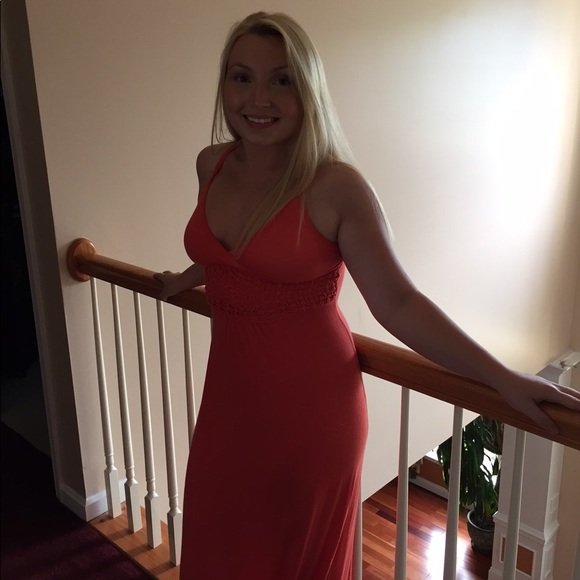 Meet your Posher, Taylor aka sister t - Picture 4 of 5